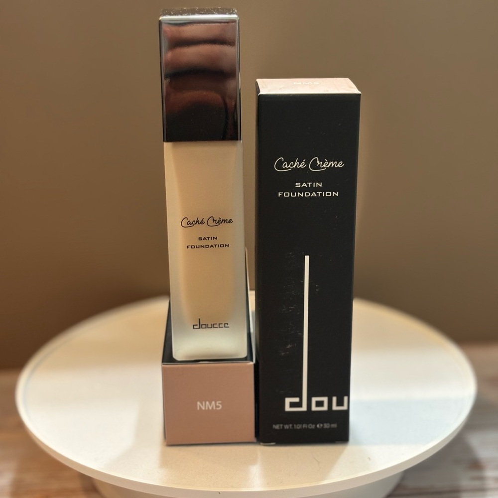 Doucce Cache Crème Satin Foundation - NM5